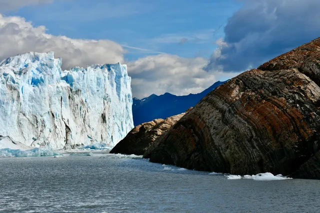Puerto Bajo las Sombras - Hielo y Aventura