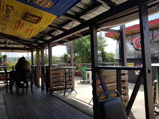 Nauti Ruby's Bar & Restaurant