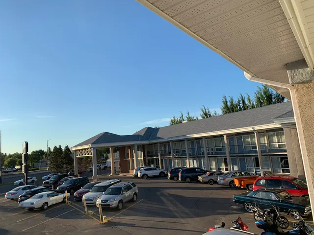 Knights Inn Lethbridge