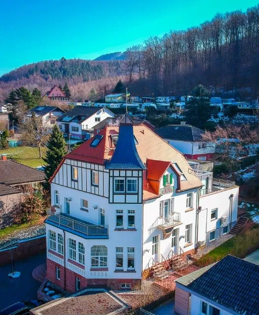 Kurhaus Trifels-Gästehaus Villa Waldfrieden