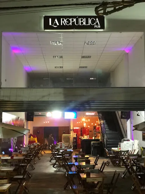 LA REPUBLICA PUB