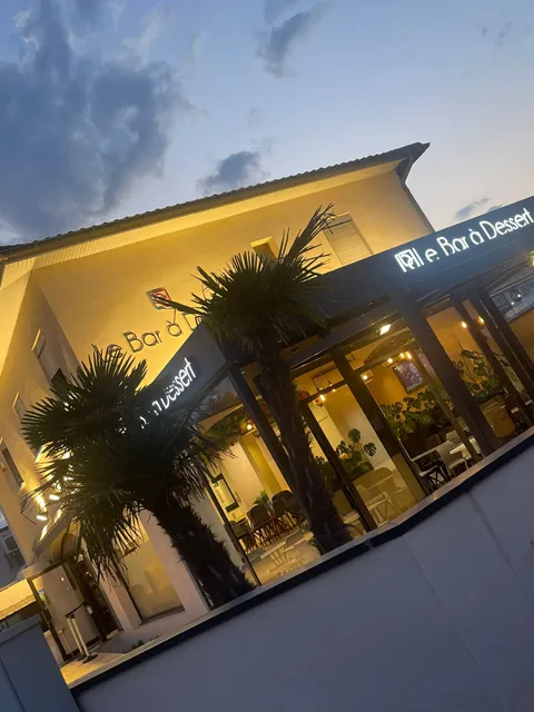 LE BAR À DESSERT VÉNISSIEUX