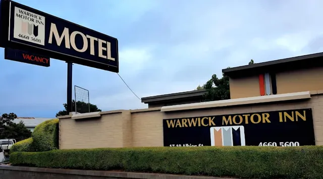 Warwick Motor Inn