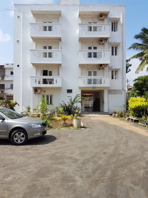 Lotus Suite Service Apartment