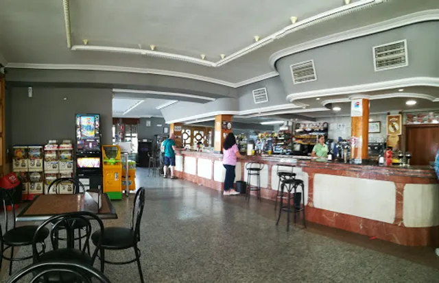 Restaurante Cafetería El Cruce