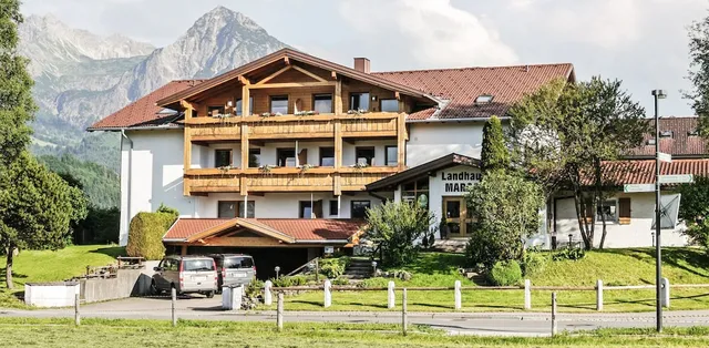 Hotel AlpIn Bed & Breakfast