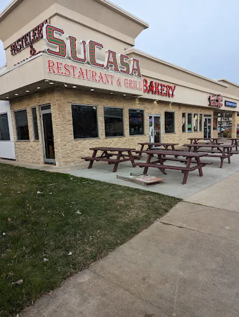 Su Casa Restaurant and Grill