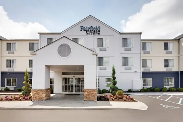 Fairfield by Marriott Inn & Suites Indianapolis Airport