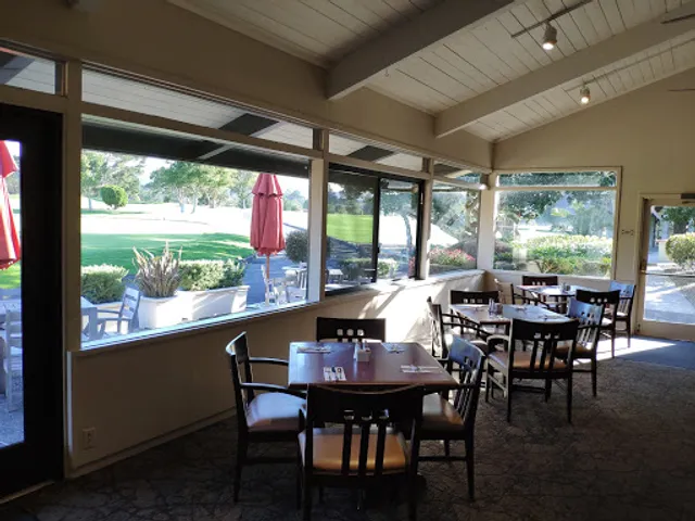 Del Monte Bar & Grill