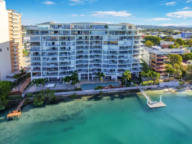 The Duporth Riverside