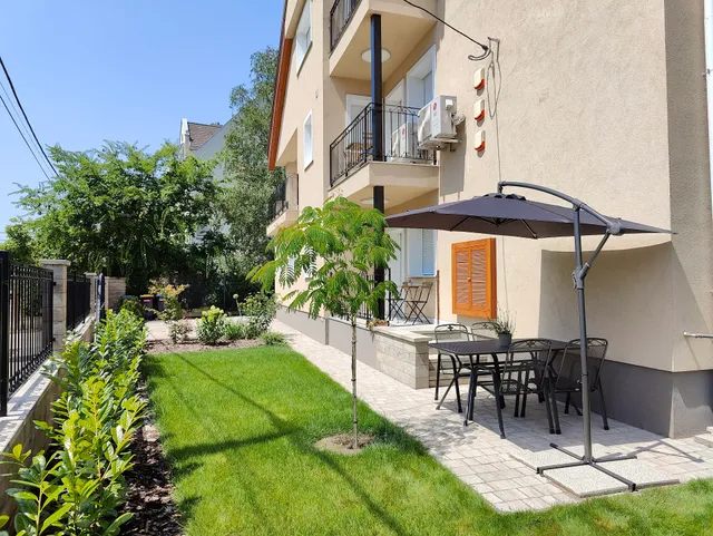 Paskal-Lux Apartments