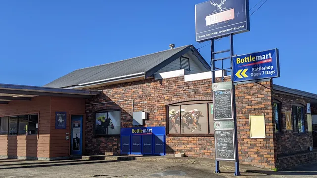 Greenwell Point Hotel