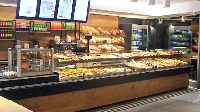 Ströck - Hausfeldstraße U-Bahn