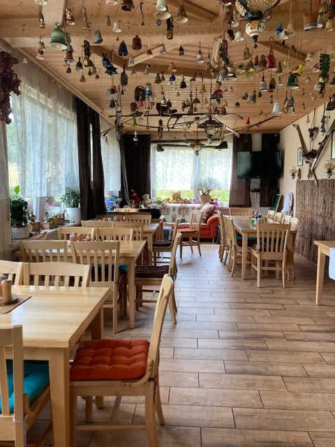 Woodpecker Restaurant