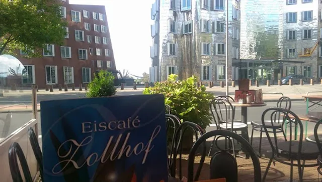 Eiscafe Zollhof