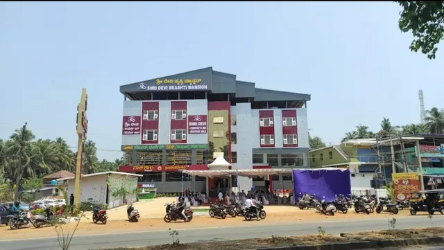 Shri Devi Comforts Inn