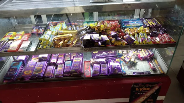 New Tipsy Topsy Bakery