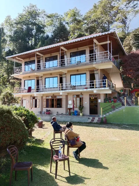 SITTONG- SHERPA’S SUNRISE HOMESTAY