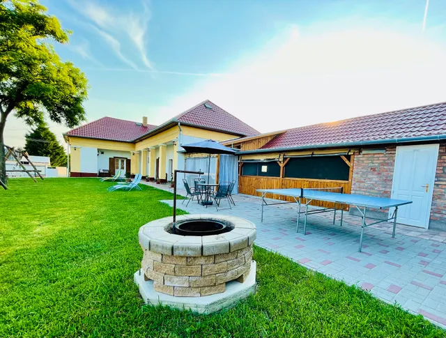 Ámor Akác Vendégház