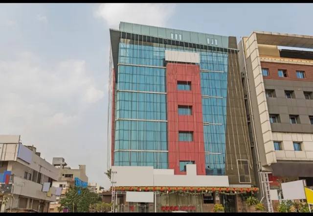 Hotel Nakshatra grand
