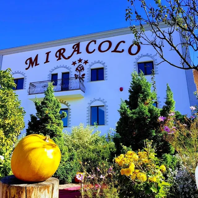 Colina Restaurant & Events