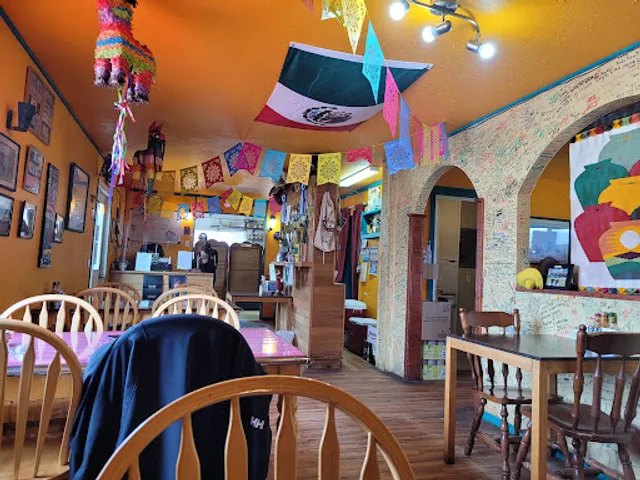 Senor Duggies Tacos & Pizzeria