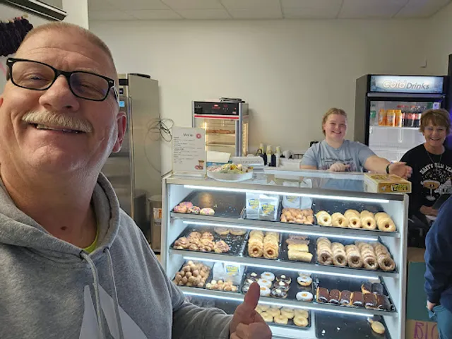 Big Hungry's Daylight Donuts