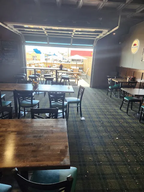 Shamrock Bar & Grill