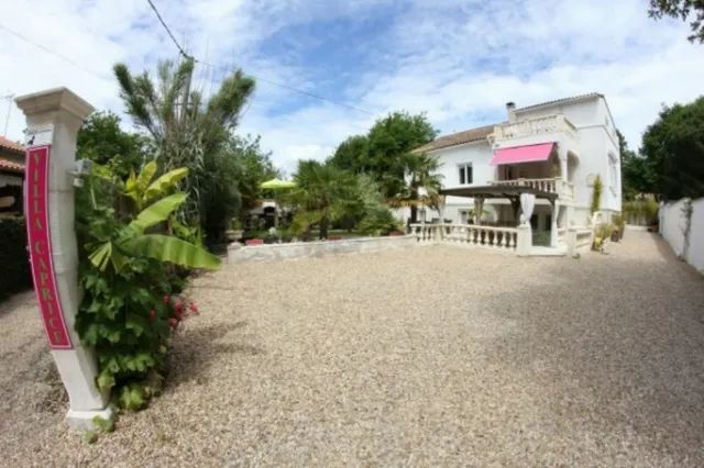 Villa Caprice bed & breakfast