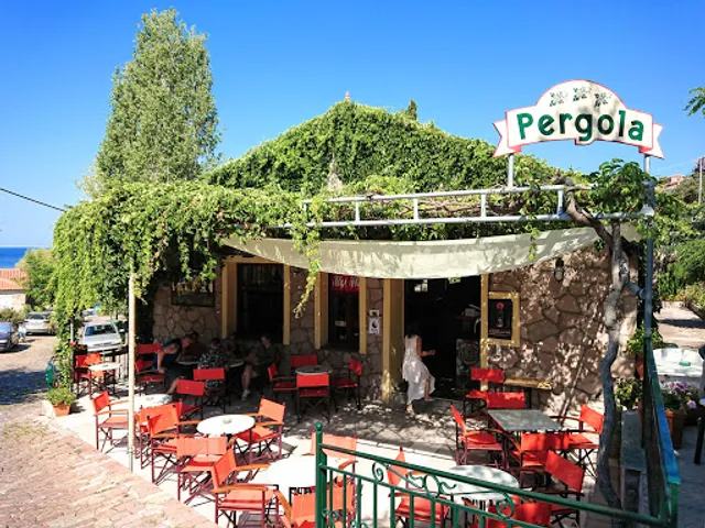 Pergola Cafe
