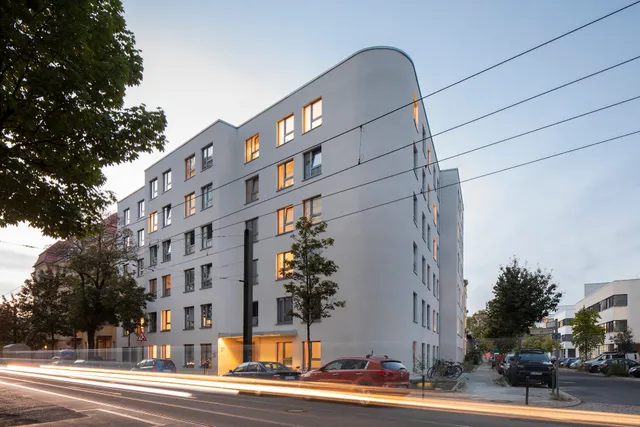 Urban Base - Living House Berlin