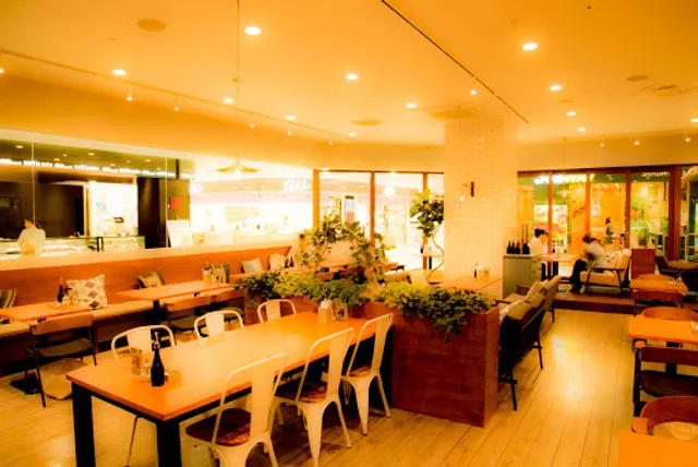 Mother Moon Cafe umie