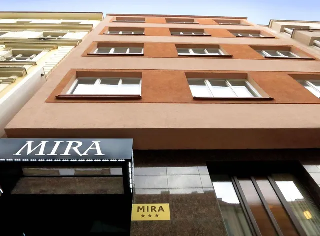 Hotel Mira