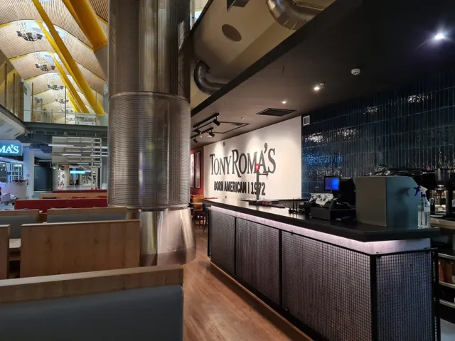 Tony Roma's
