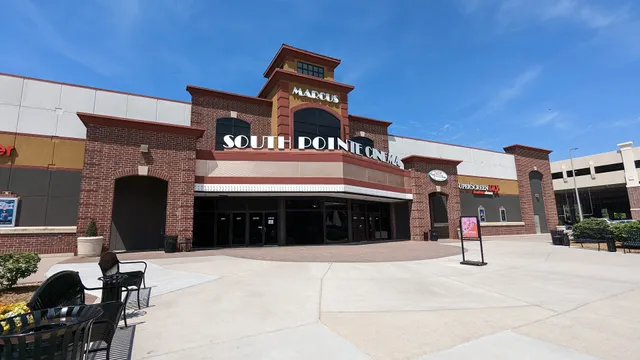 Marcus South Pointe Cinema