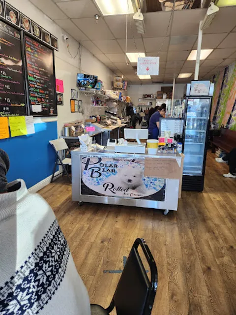 Polar Bear Rolled Ice Cream