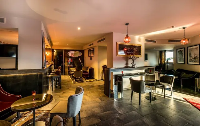 Sky Stars Event Lounge