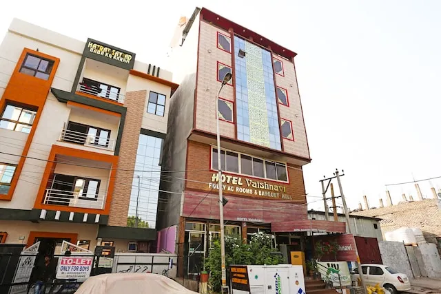 Hotel O Vaishnavi