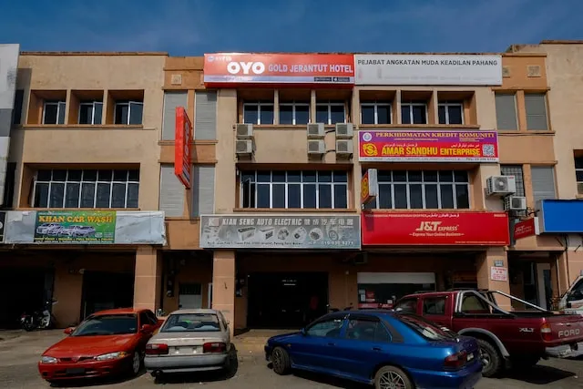 OYO 89759 Gold Jerantut Hotel