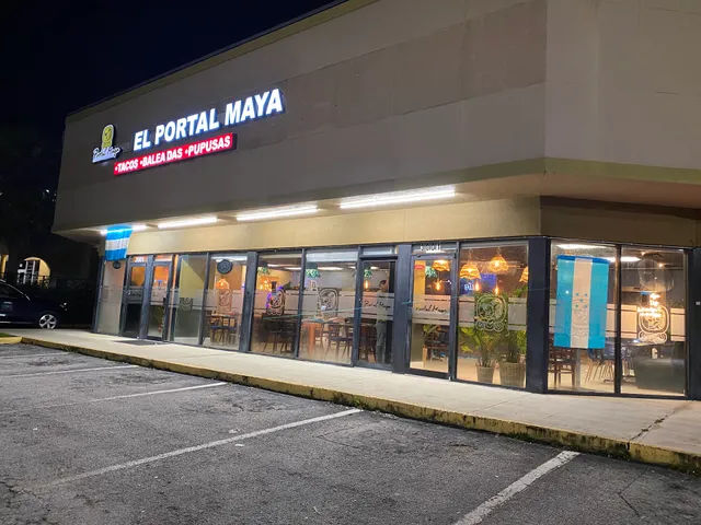 El Portal Maya