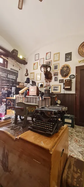 Peaky Barbers - Tenkely Limited Company - Bajcsy