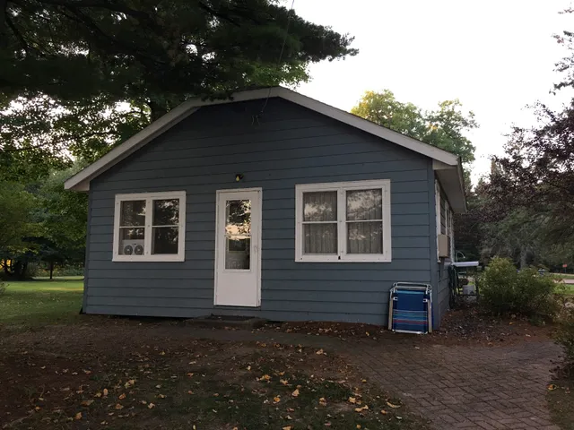 C J's Lakeview Resort