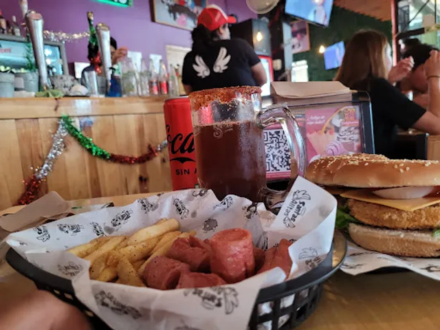 Santas Alitas Pachuca