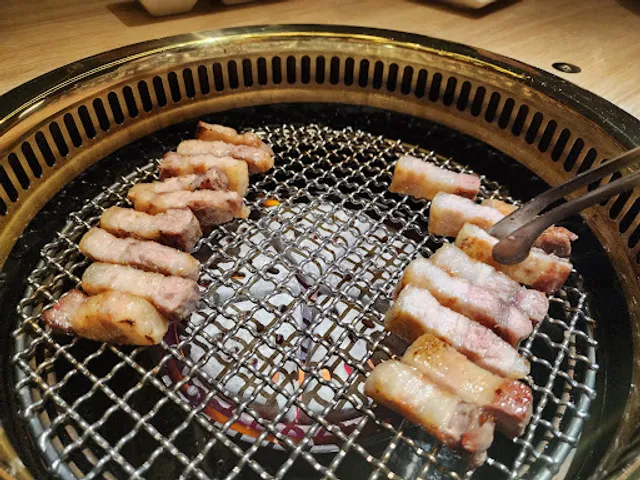 紅巢燒肉工房 Hongchao BBQ Restaurant