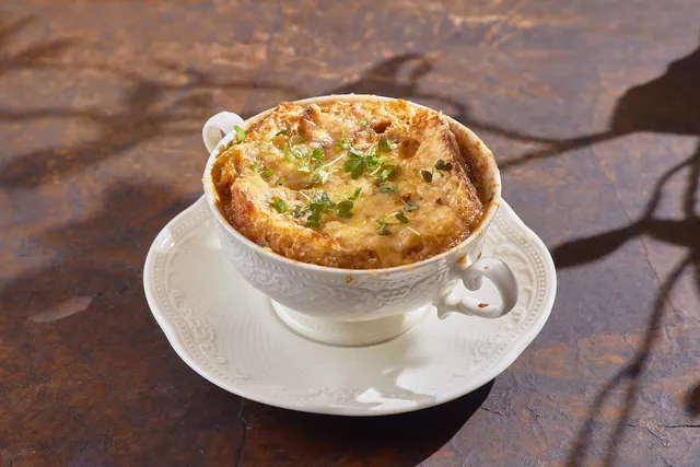 Sigarnyy Klub I Restoran "Professor Freyd"