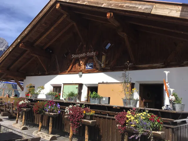 Sennjochhütte 2240m