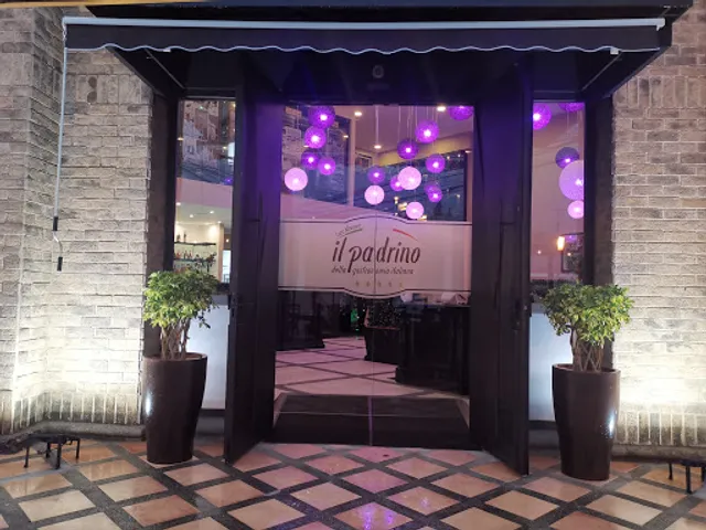 Il Padrino • Rorhmoser