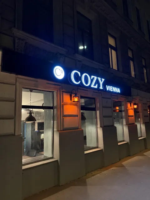 COZY Vienna Food & Mocktails
