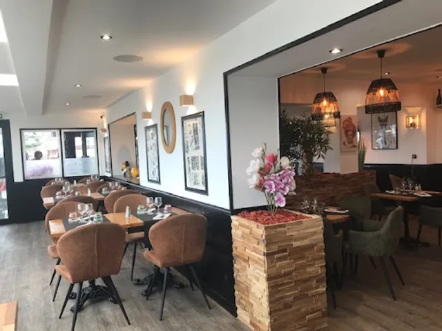 LE PAVILLON Restaurant pizzeria/ fruits de mer