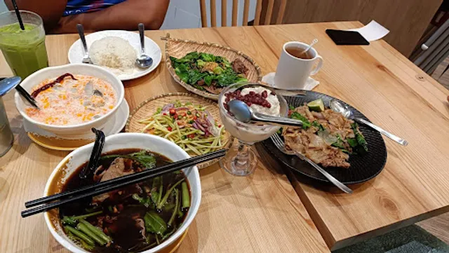 Sanook Kitchen - Square 2